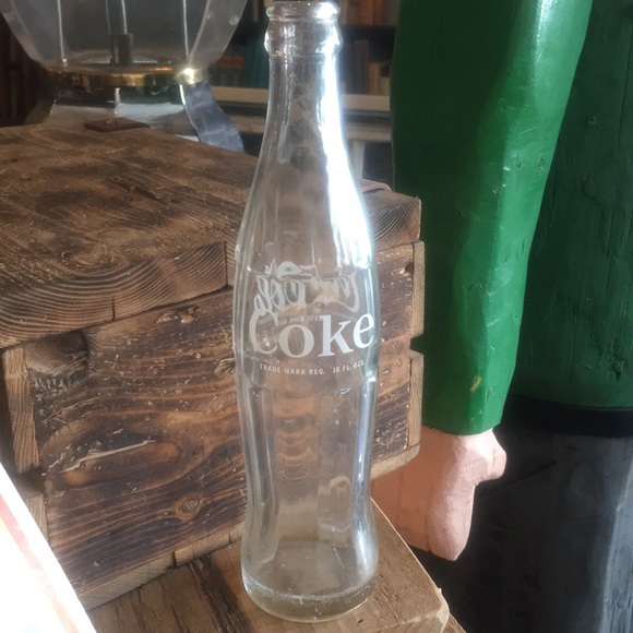Coca-Cola bottle - Picture 2 of 2